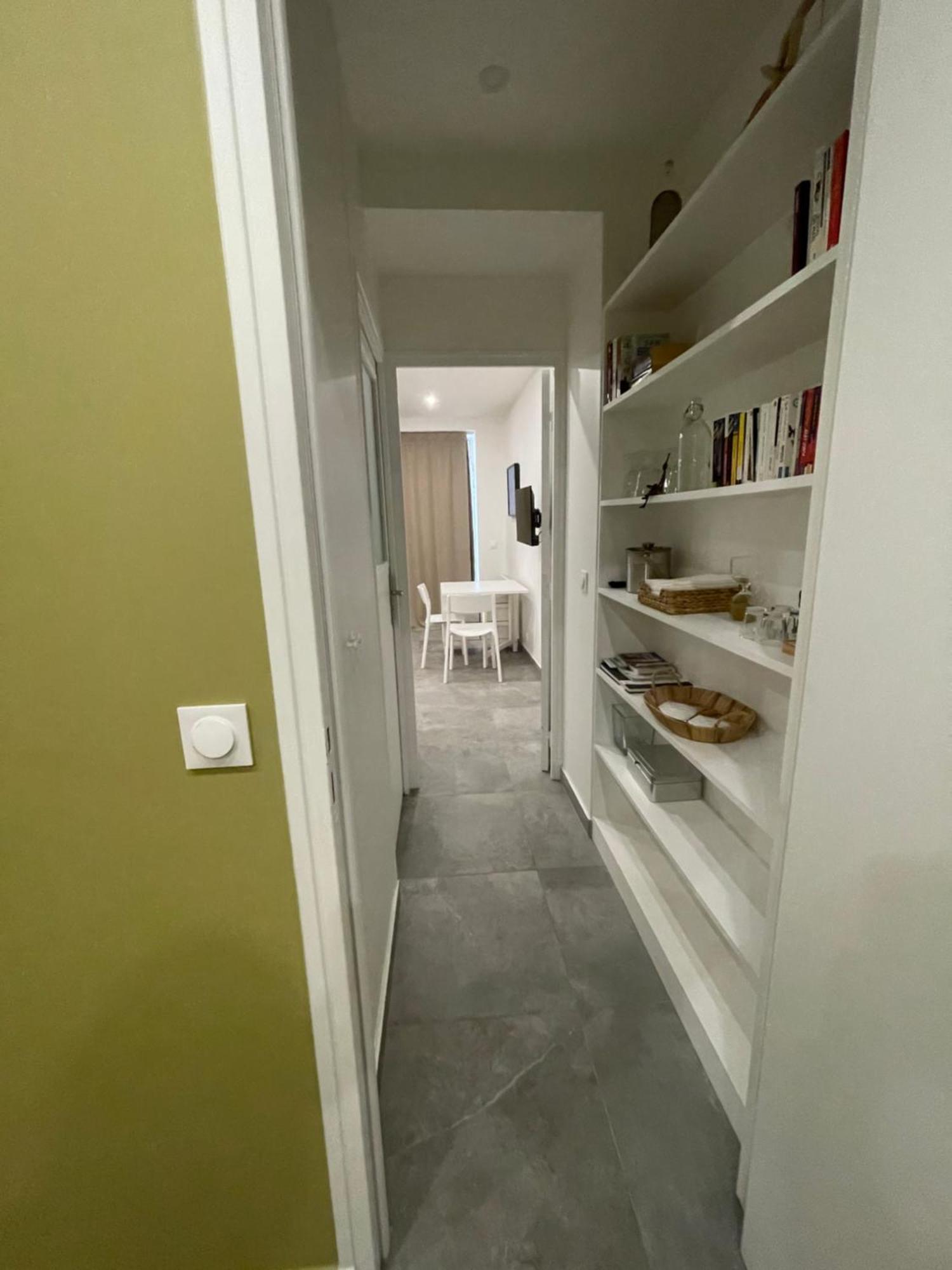 Chez Les Artistes De Menilmontant Apartment Paris Exterior foto