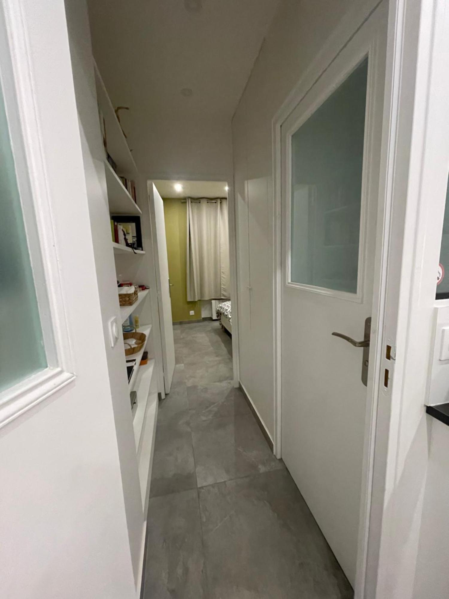 Chez Les Artistes De Menilmontant Apartment Paris Exterior foto